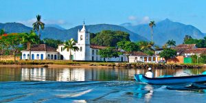 Paraty from the sea