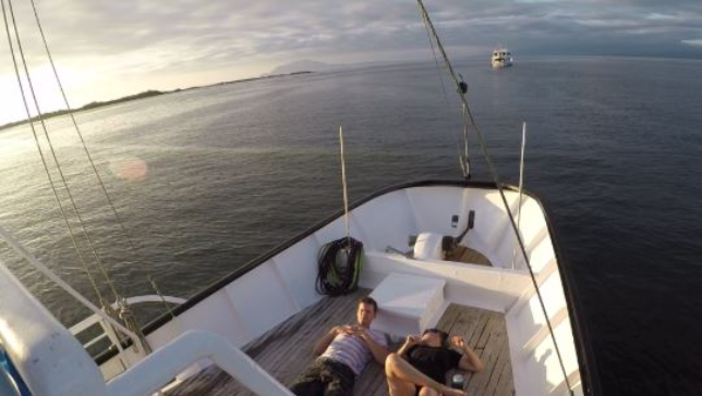 Agradable viaje en barco todo incluido en Islas Galápagos 