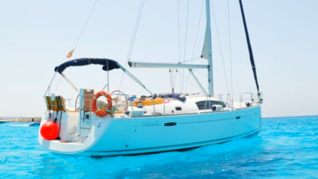 A unique experience in the Balearic Islands by boat